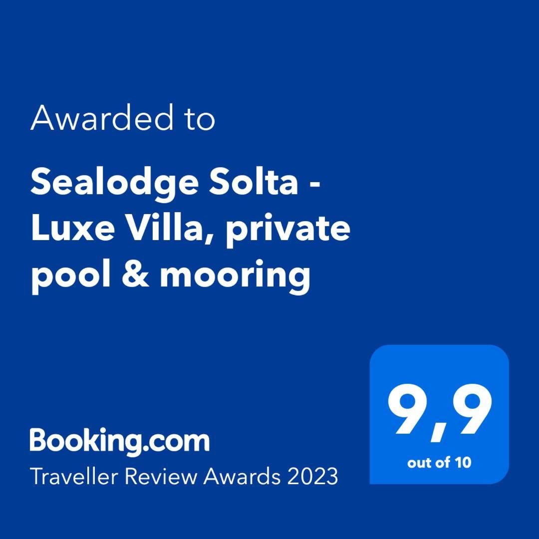 Sealodge: Luxurious Beachfront Villa with Private Pool and Sea Views Rogac Exterior photo